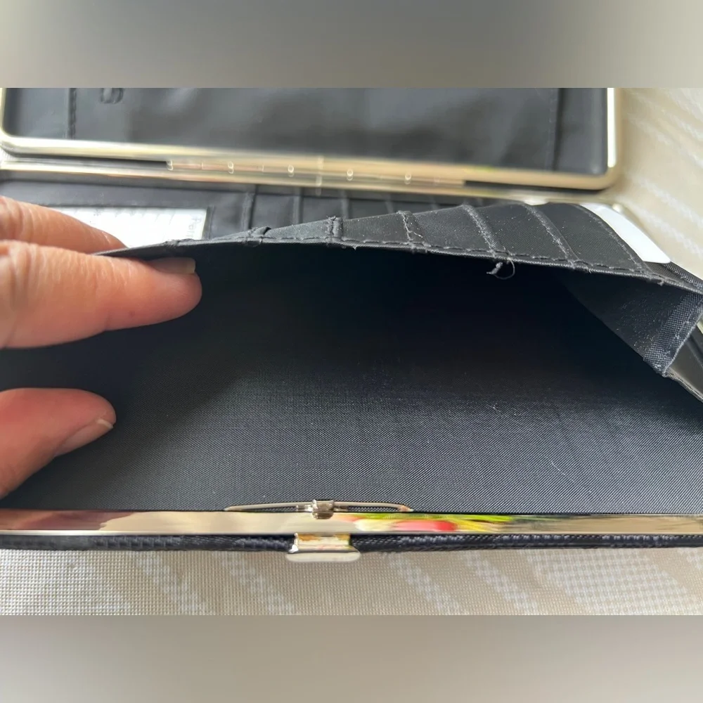 Black “G” Wallet/Clutch